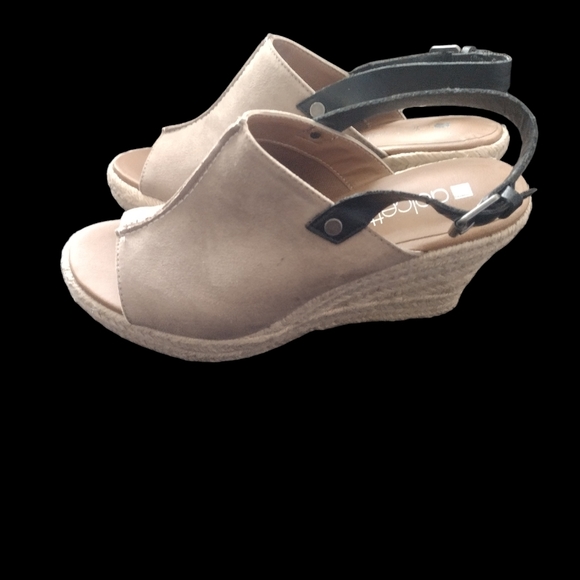 Nwot Dolcetta suede Espadrille wedge sandals - Picture 4 of 5